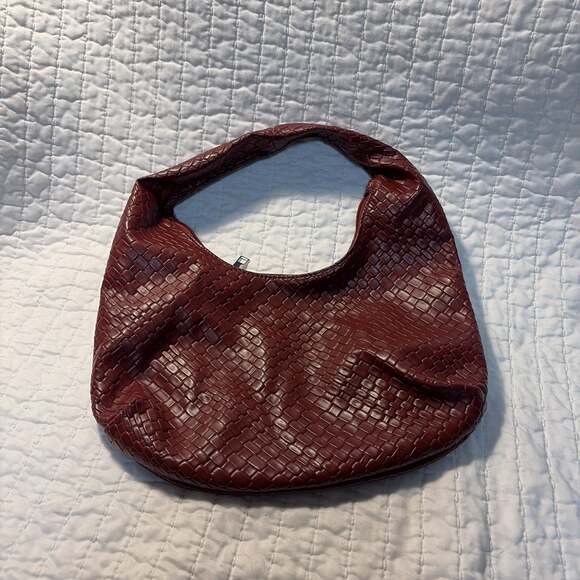 Unbranded Handbags - Burgundy Ladies' Vintage & Minimalist Leisure Faux Woven Leather Bag